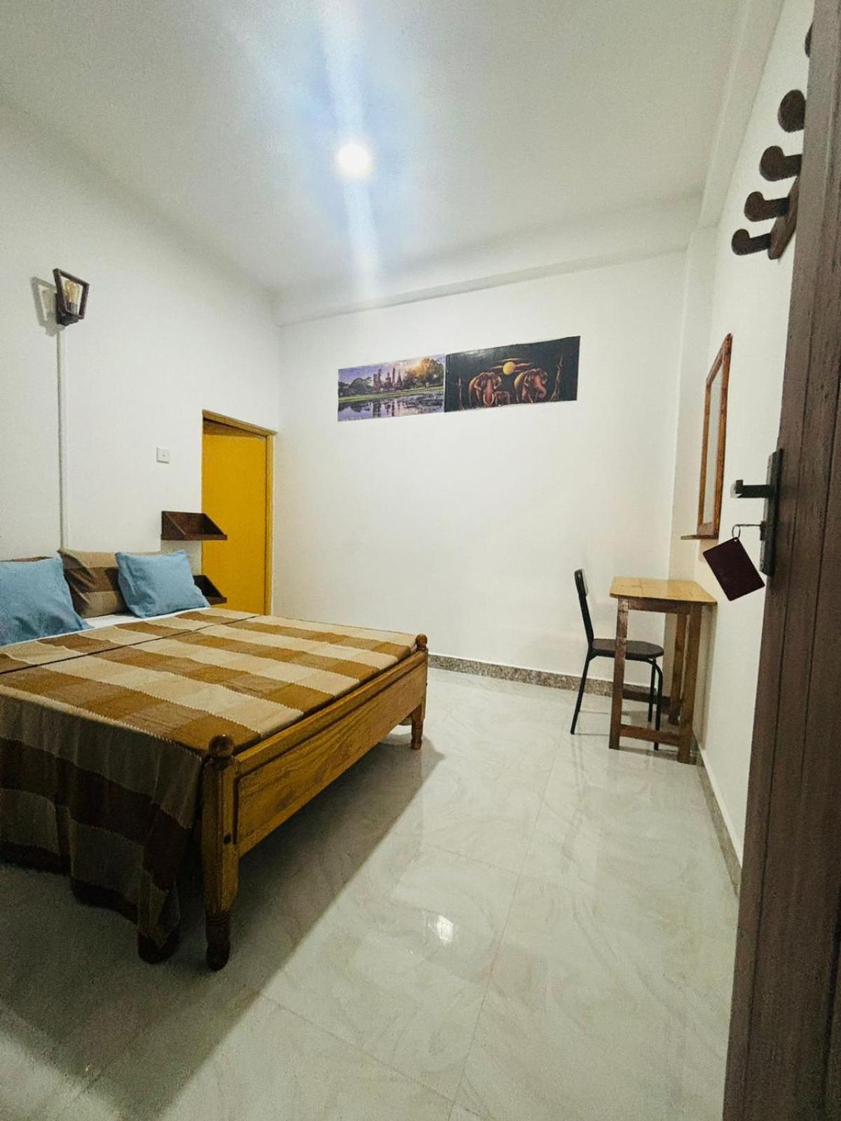 Jaya Villa - Near Airport Negombo Extérieur photo