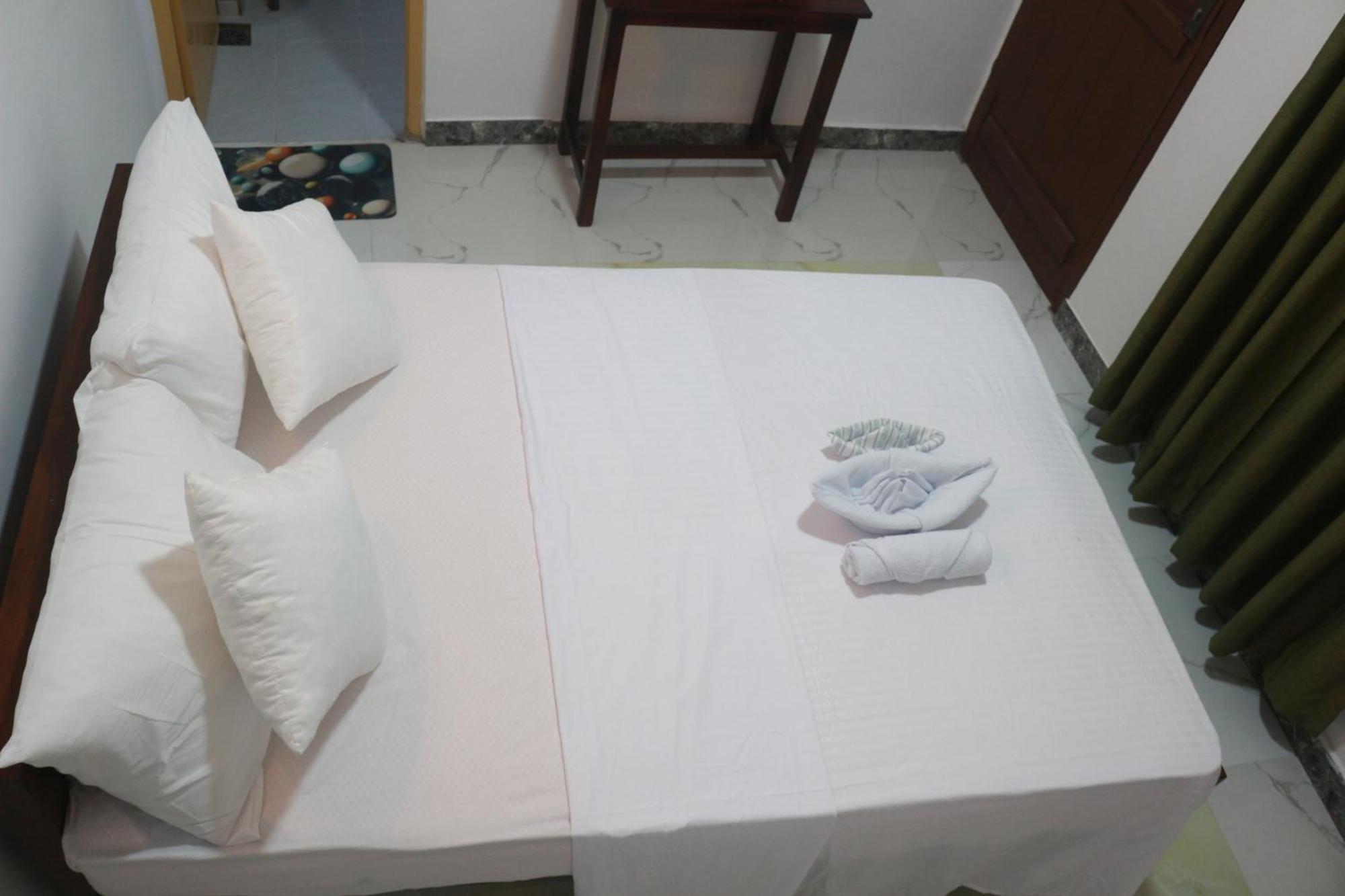 Jaya Villa - Near Airport Negombo Extérieur photo